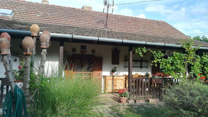 Tornácos Parasztház Tiszaszentimre