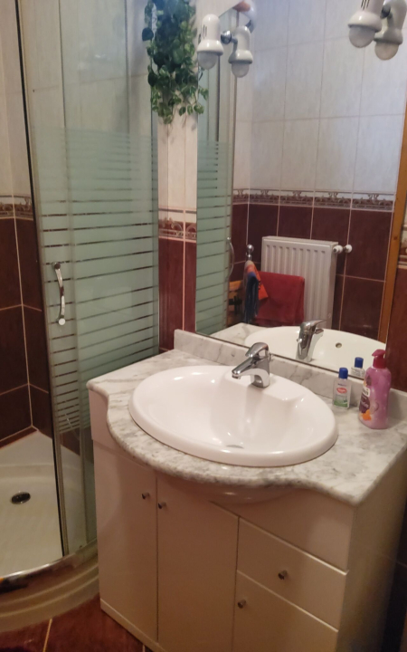 VÁR-LAK PORTA - Csókakő