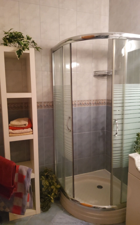 VÁR-LAK PORTA - Csókakő