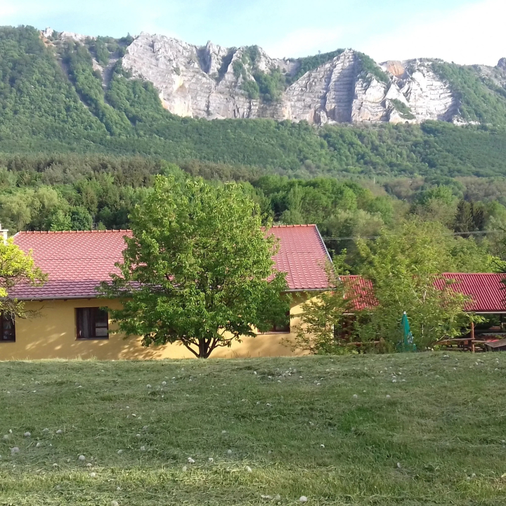 Villa Tópart Vendégház és Étterem - Bélapátfalva