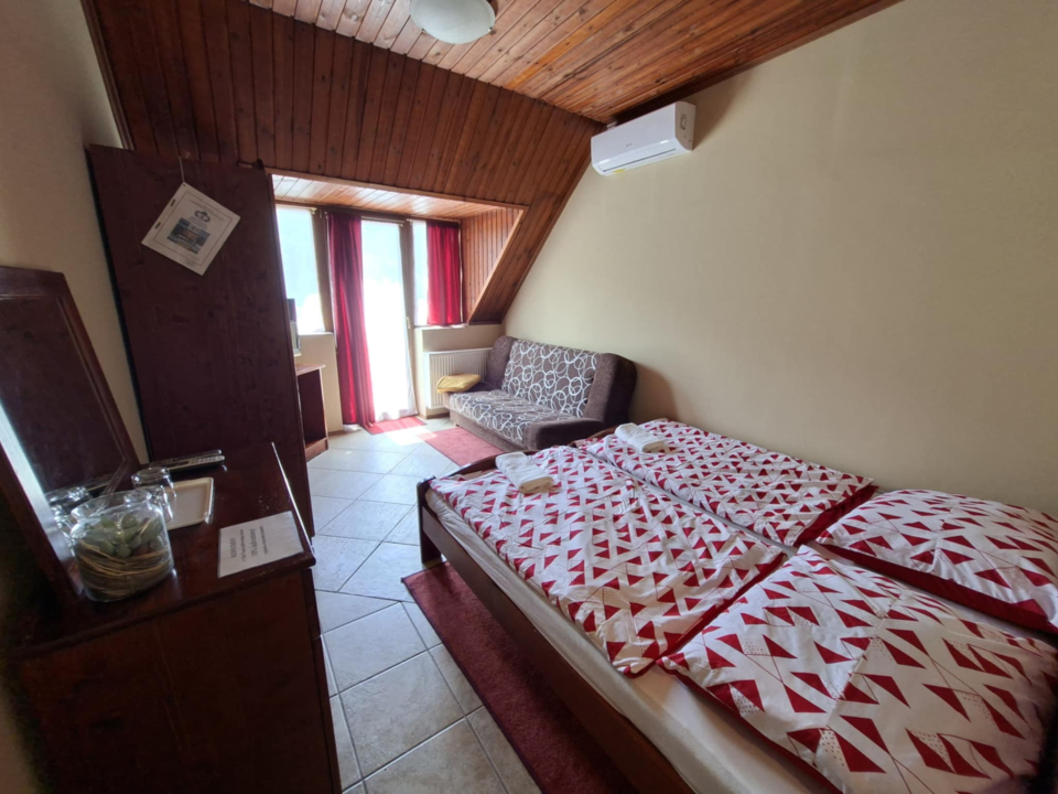 Villa Tópart Vendégház és Étterem - Bélapátfalva