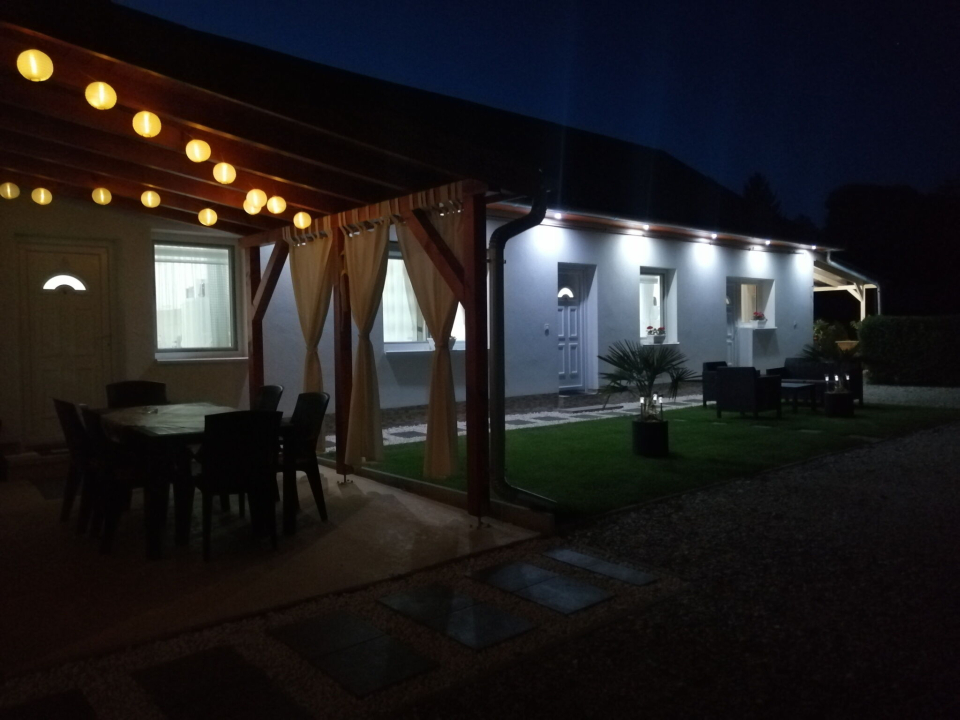 White House Apartman - Bogács