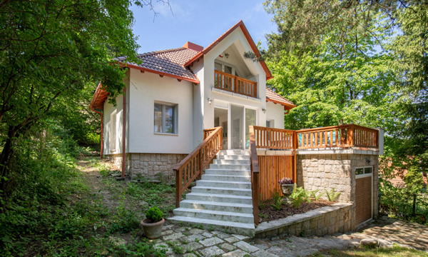 Ház a Pilisben-Pilisszentlászló